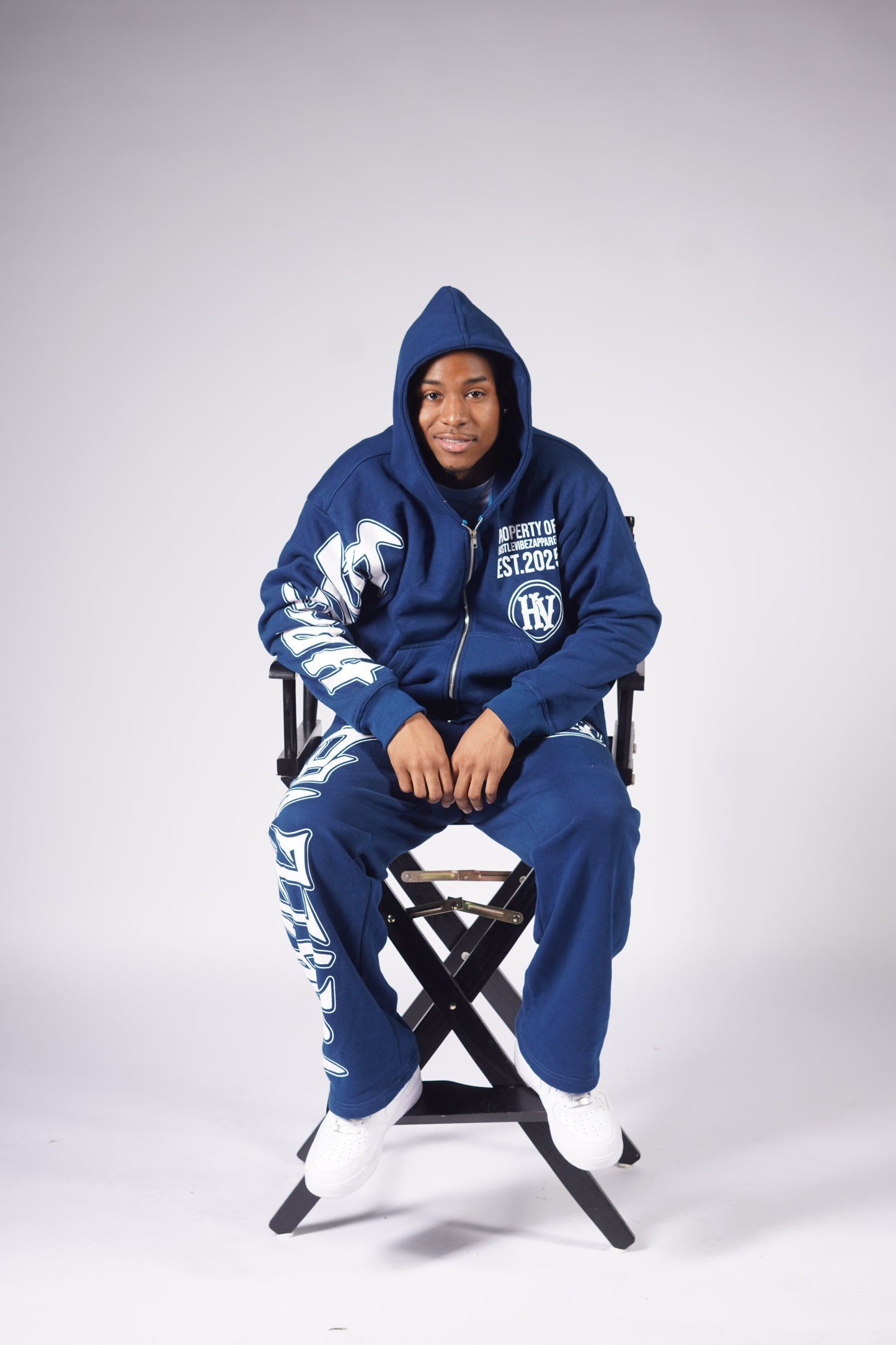 “ HUSTLE VIBEZ “ Navy blue and white Winter Set! ( Crop jacket + Stacked joggers)