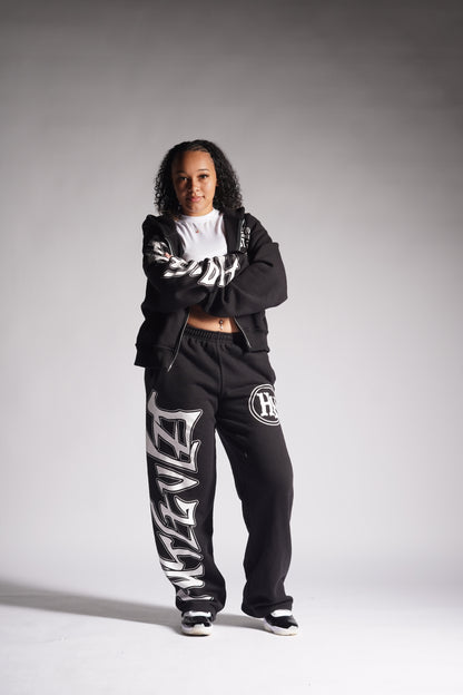 “ HUSTLE VIBEZ “ Black and white Winter Set! ( Crop jacket + Stacked joggers)